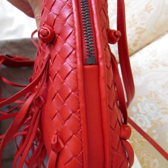 BOTTEGA VENETA Pillow Red Woven Leather Fringe Crossbody Bag/Handbag. Small. - Picture 6 of 16